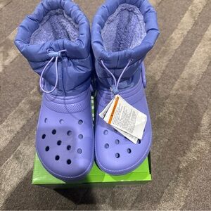 NWT Crocs Classic Lined Neo Puff Slip On Boot 206630-5PY M8 /W10 Digital Violet